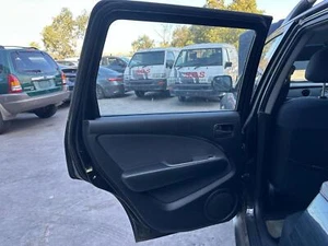 MITSUBISHI OUTLANDER ZE-ZF 12/2002-06/2005 LEFT REAR INNER DOOR HANDLE BLACK - Picture 1 of 12