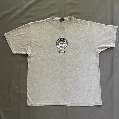 Camiseta De Colección Años 2000 Equipo Para Deportes Fuerza Aérea de los Estados Unidos Para Hombres XL Gris Ejército EE. UU. Foto 1 de 4