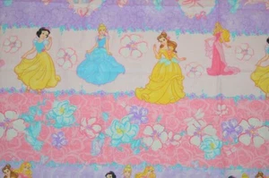 DISNEY PRINCESS & FLOWERS COTTON FABRIC 3 YDS + FABRIC PANEL + FREE WINNIE POOH - Picture 1 of 12