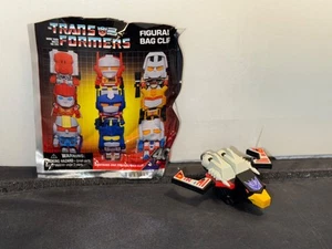 Monogram Transformers 40th Anniversary Laserbeak Chase A Bag Clip Keychain - Picture 1 of 1