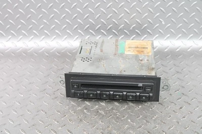 03-06 Yukon XL *WORN* Electronic Six 6 Disc CD Player Changer Reader OEM Factory Foto 1 de 4