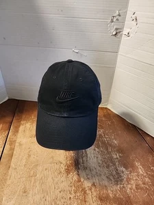 Nike Baseball Club Cap Black on Black Unstructured S/M Strapback OSFM EUC - Picture 1 of 7
