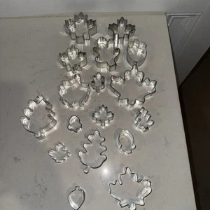 Vintage Lot Of 17 Fall Leaves Cookie Cutters - Picture 1 of 7