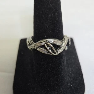 Anillo tono plata retorcido rama y hoja, tamaño 7,25 - Imagen 1 de 5