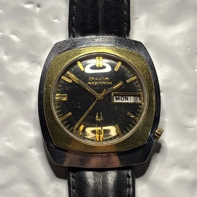 Funzionante N4 1974 Bulova Accutron quadrante specchio 2182 38 mm cassa ammortizzata acciaio inox - Immagine 1 di 4