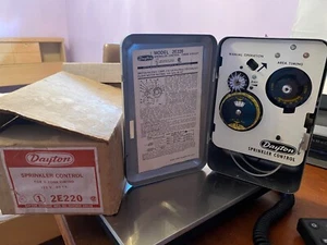 Dayton Time Switch 2E220 Sprinkler Control Three Circuit 120V | 1/8 HP (BS-181) - Picture 1 of 1