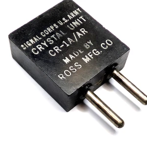 Ross Mfg US Army CR-1A/AR Crystal Unit Signal Corps 8032 KC Khz 8.032 MC Mhz F6 - Zdjęcie 1 z 5