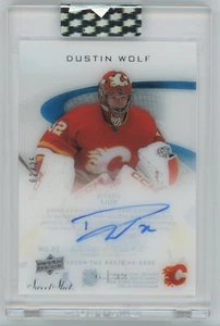 Autógrafo de novato Dustin Wolf 2/25 2023-24 Upper Deck Clear Cut Sweet Shots - Imagen 1 de 3