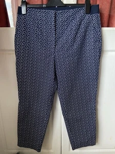 M&S Woman’s Size 16 Short Cropped 24" leg Navy Blue Spotty Trousers - Picture 1 of 12