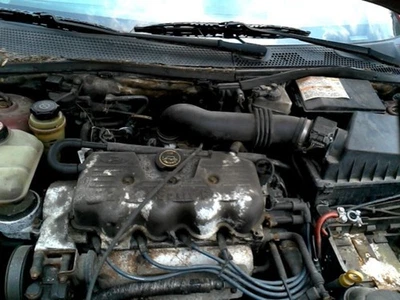 Compresor de aire acondicionado usado para Ford Focus SOHC 2000 pieza original OEM 682-00524J Foto 1 de 4