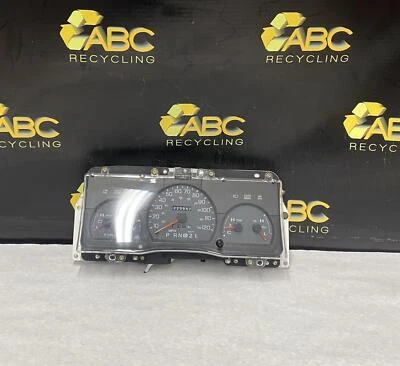 Conjunto de cuadro de instrumentos velocímetro Mercury Grand Marquis 2003-2005 OEM Foto 1 de 4