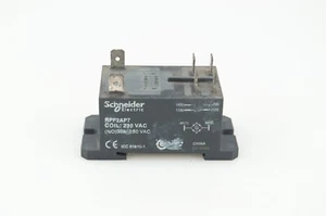 SCHNEIDER RPF2AP7 Power Relays, Panel Mount Non-Latching:DPST-NO, Plug In, 30 A - Picture 1 of 4