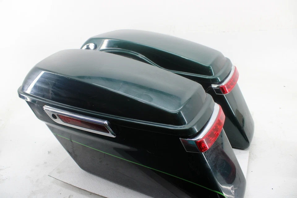 14-24 Harley Davidson Ultra Limited Flhtk Rear Back Luggage Saddlebag Pair - Image 1 of 4