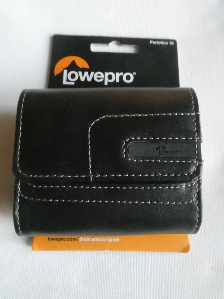 Lowepro Portofino 10 Leather Compact Camera Case Pouch with Removable Waist Clip - Image 1 of 4