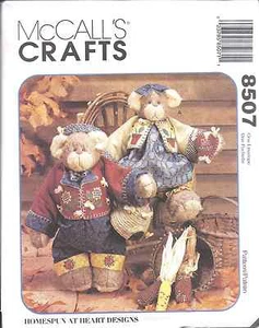 8507 SIN CORTAR McCalls Patrón de Costura De Colección Artesanal 14" Abeja Mina Osos Fuera de imprenta Costura - Imagen 1 de 1