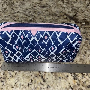 Make Up Bag by Estee Lauder Blue and Pink   Perfect. Super Cute 3535 - Picture 1 of 7