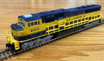 SALE!  Kato N scale  Alaska Railroad SD70MAC  4003 Spirit of Moose Pass - Image 1 of 4