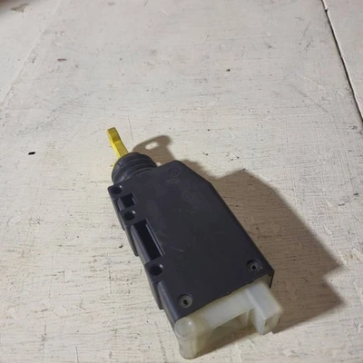 Saab 9-5 2004 front door speaker 4616926 VGA20334 - Image 1 of 4