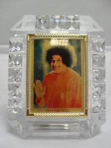 Framed picture of Sri Sathya Sai Baba - Picture 1 of 7