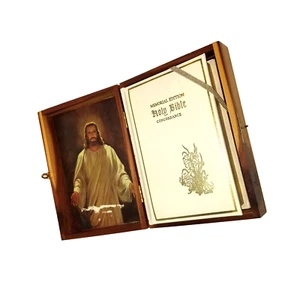 Holy Bible Vtg c. 1976 Memorial Edition Concordance White w/ Cedar Box - Foto 1 di 14