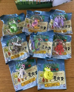 Garten Of Banban 8x Mini Figure Blind Bag Lot with Rare’s Series 1 + Display Box - Picture 1 of 19