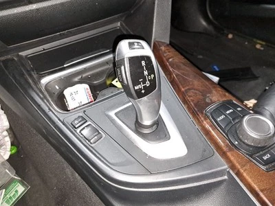 Conjunto de palanca de cambios de transmisión 2014 328i Sku#4140657 Foto 1 de 4