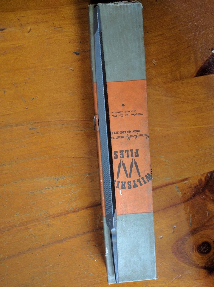1x WILTSHIRE Hand Files 175mm 7"  Triangle Slim Taper Smooth . Australia made - image 1 of 1