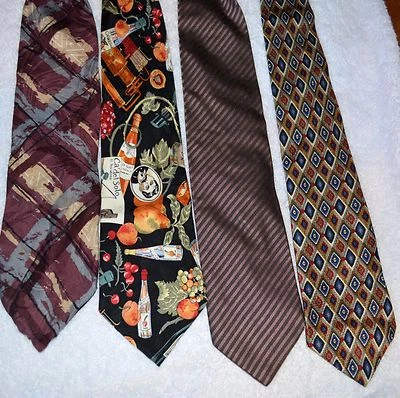 Lote de 4 PUCCI NICOLE MILLER FERRE BALLY Foto 1 de 4