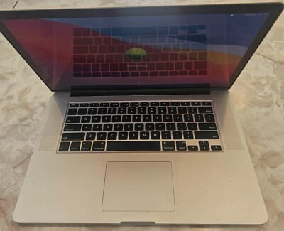 Apple MacBook Pro Retina 15" Mid 2014 Core i7 2.6GHz 16 GB RAM 1TB SSD - Image 1 of 4