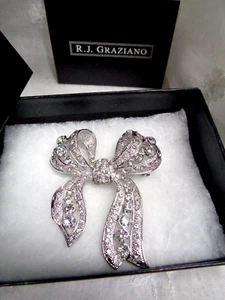 Estate Jewelry R.J. GRAZIANO Silvertone RIBBON BOW Austrian Crystals Brooch Pin - Picture 1 of 8
