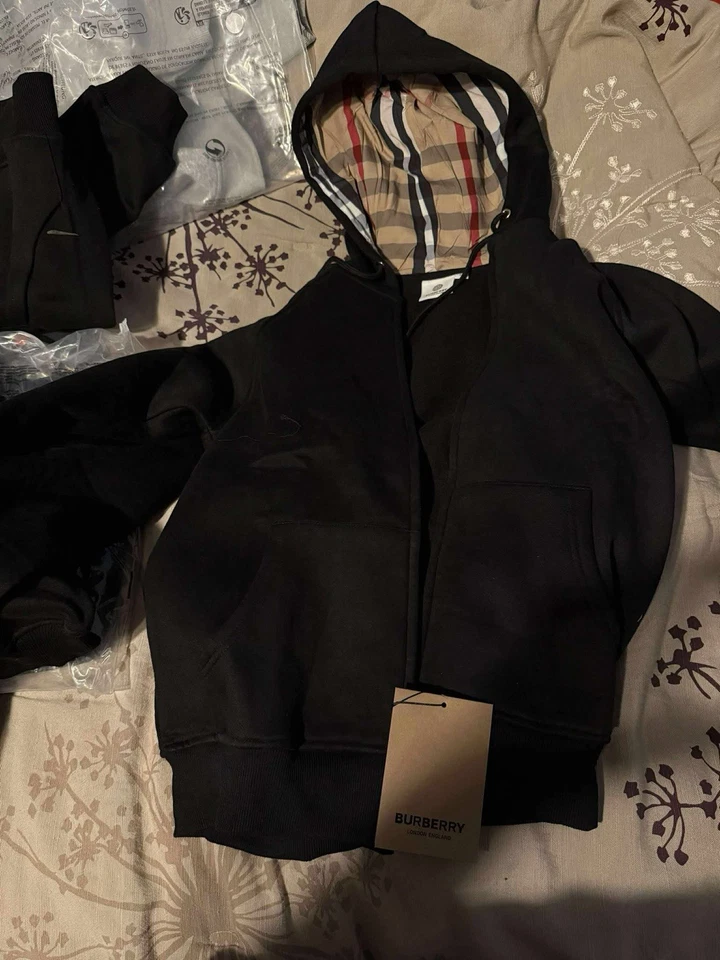 Sudadera con capucha Burberry pequeña Foto 1 de 1