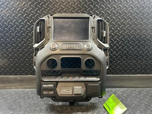 19-21 Sierra1500 Radio Control Panel w/Screen 84746879 - Bild 1 von 6