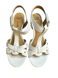 Clarks Women’s Banoy Valtina white sandals wedge heels size 6M. - Picture 1 of 3