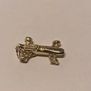 14K Gelbgold Rennwagen Anhänger, 3,3 Gramm, 1" x 0,5", Rennwagen Charm, - Bild 1 von 6