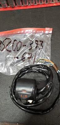Interruptor de señal de giro HONDA 1976 CB750 A CB750A Hondamatic 35200-393-671 OEM NOS Foto 1 de 3