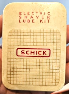 Electric Shaver used Lube Kit in case by Schick helped the shaver keep shavin - Picture 1 of 4