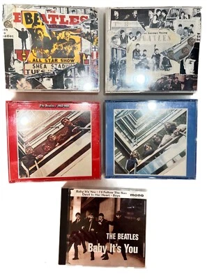 Lot 5 Beatles CD's 1962-1966, 1967-1970, Anthology 1,2 Baby it's You - Image 1 of 4
