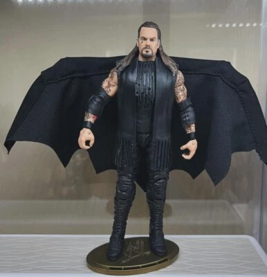 Figura Survivor Serie 1996 Mattel WWE Elite Defining Moments The Undertaker Foto 1 de 4