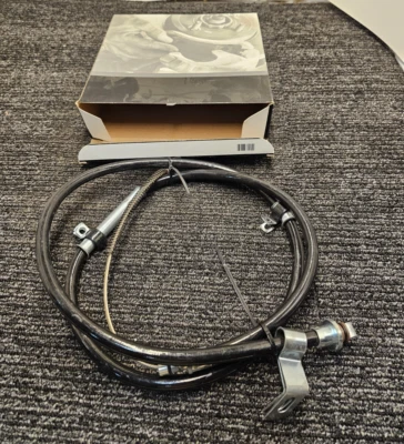 Cable de freno de estacionamiento Carquest Wearever BCA96271 para Mitsubishi Endeavor 2005 Foto 1 de 4