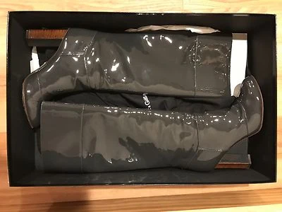 BOTAS DE RODILLA DOLCE & GABBANA CHAROL GRIS, TALLA 39,5, 750$ Foto 1 de 4