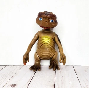 Vintage E.T. Extraterrestrial action figure 7" Smiling No Markings Spielberg - Picture 1 of 9