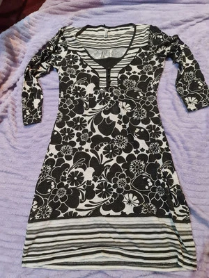 Ladies Dress By Next. Size 8 *** - Image 1 of 2
