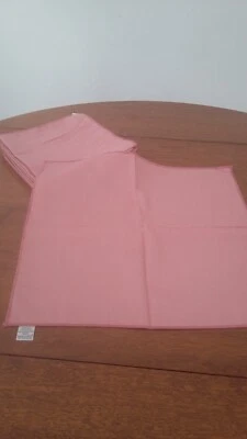 12 ANCIENNES SERVIETTES DE TABLE ROSES EN COTON TRAITE NEUVES  LINGE MAISON 1980 - Photo 1/4