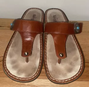 🪺Alegria CAR 612 Brown Leather Wedge Thong Flip Flop Sandal Shoe US 9/ EU 40 - Picture 1 of 7
