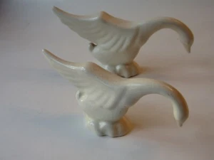 2 Vintage Haeger Pottery Ivory Swan Figurines 2.5" and 3.5" Tall  - Picture 1 of 12