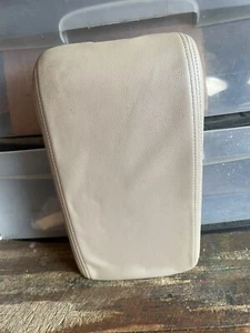 2000-2004 Toyota Avalon Armrest Arm Rest Center Console Lid Cover Light Beige - Picture 1 of 6
