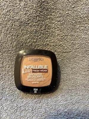 L'Oreal Infallible 24H Fresh Wear Bronzer Soft Matte Finish, Waterproof #200Fair - Image 1 of 2