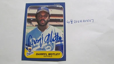 1986 Fleer Darryl Motley signed Baseball  Card - Image 1 of 2
