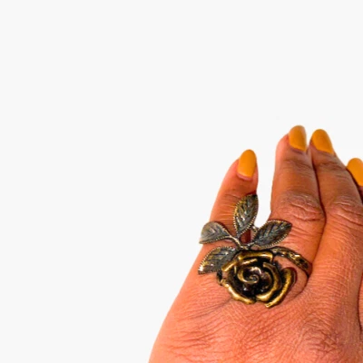 NEW! Vintage Brass Two Finger Single Rose Stem Ring - size 7 & 8 - Image 1 of 4