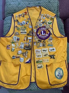 Spilla gilet Lions International Club lotto di 80 più primi anni 80 Lower Lehigh PA 14-K - Foto 1 di 14